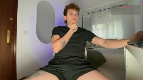 Snapshot of anddres_boss chatting on May 2026 11:28:02 AM Tell Me ANDRESS ----- online show from May 2026 11:28:02 AM