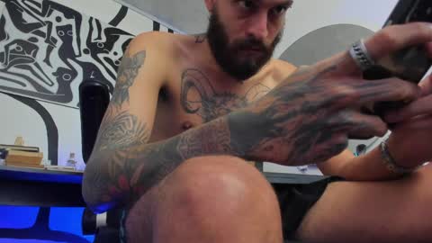 Andrs   -                   online show from March 2026 11:28:02 PM