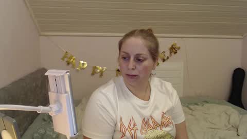 Snapshot of andorphina chatting on January 2025 06:01:02 PM Andorphin online show from January 2025 06:01:02 PM