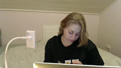 Snapshot of andorphina chatting on January 2025 06:19:01 PM Andorphin online show from January 2025 06:19:01 PM
