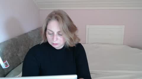 Snapshot of andorphina chatting on February 2025 10:20:02 AM Andorphin online show from February 2025 10:20:02 AM