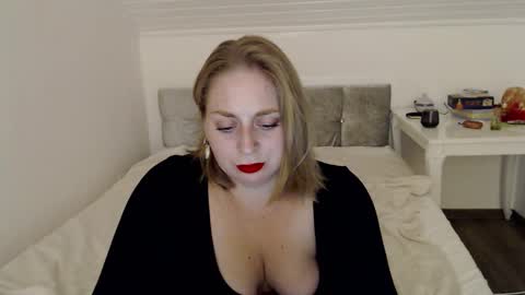 Andorphin online show from October 2025 06:43:01 PM