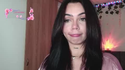 Snapshot of andra_rosse chatting on May 2026 05:36:01 AM Andra de la Rosse online show from May 2026 05:36:01 AM