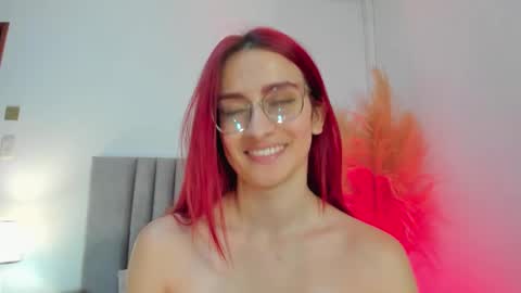 Andra Cyrus online show from December 2024 11:34:02 AM