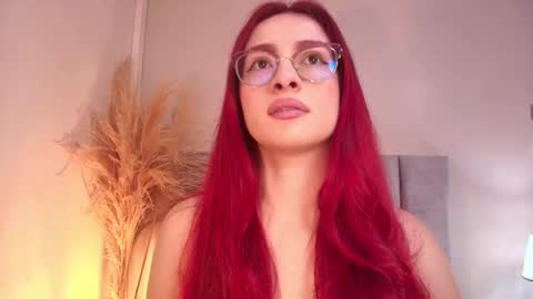 Snapshot of andracyruss chatting on September 2025 11:34:02 AM Andra Cyrus online show from September 2025 11:34:02 AM