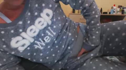 Andra online show from September 2025 07:37:02 PM