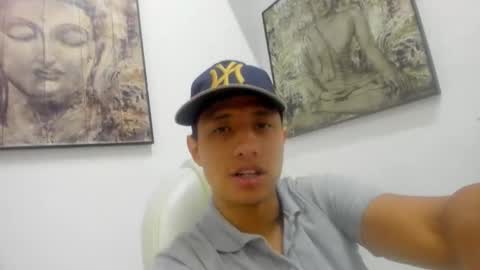 Snapshot of andre_blow chatting on September 2025 11:21:01 AM Andre Blow online show from September 2025 11:21:01 AM