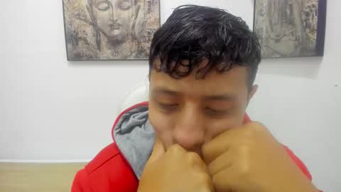 Snapshot of andre_blow chatting on September 2025 11:10:01 AM Andre Blow online show from September 2025 11:10:01 AM