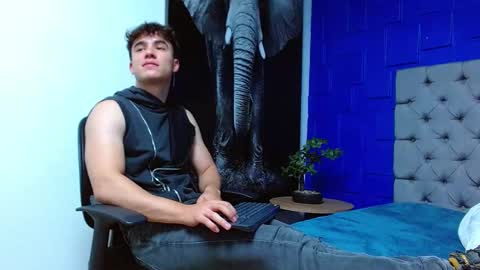 Andre Parker online show from February 2025 12:24:01 AM