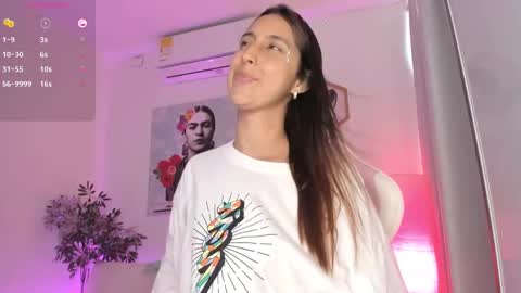 A l e online show from December 2024 08:37:01 PM