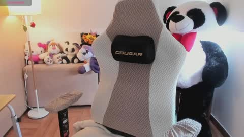 andrea_bonnie online show from April 2026 12:58:02 PM