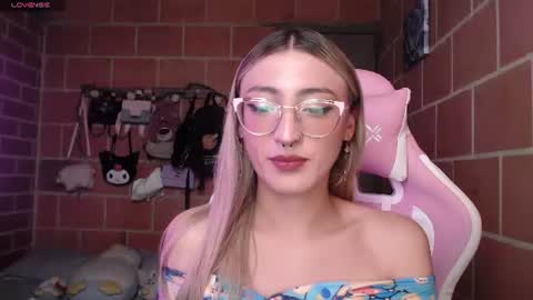 Andrea  online show from June 2026 03:34:02 PM