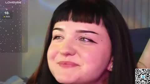 andrea_ea online show from September 2025 01:45:01 PM