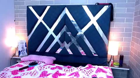 Andres Gil online show from December 2024 08:11:01 PM