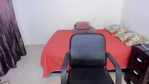 Snapshot of andrea_loaiza2 chatting on December 2024 12:26:01 PM Andrea online show from December 2024 12:26:01 PM