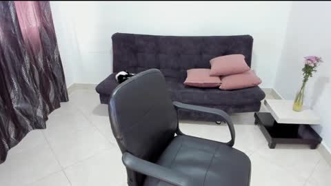 Snapshot of andrea_loaiza2 chatting on February 2025 03:05:01 PM Andrea online show from February 2025 03:05:01 PM