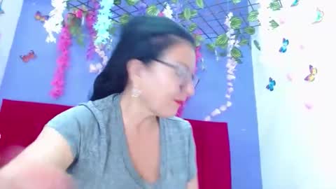 Snapshot of andrea_lopezcm chatting on September 2025 10:59:01 AM ANDREA LOPEZ online show from September 2025 10:59:01 AM