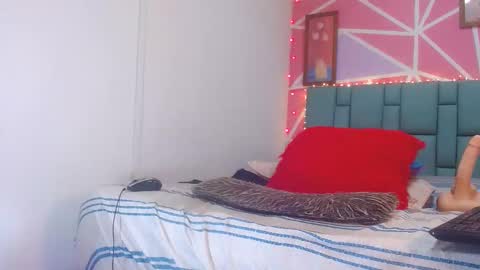 andrea ospina1 online show from January 2025 04:08:01 PM