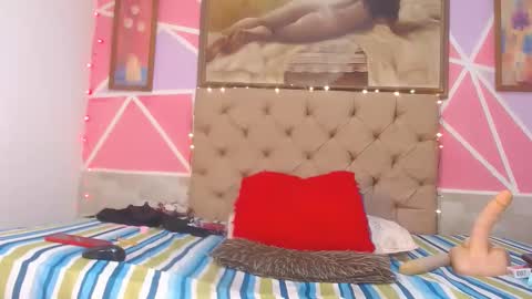 andrea ospina1 online show from February 2025 03:40:01 PM