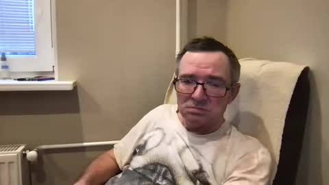 Snapshot of andreass60 chatting on February 2025 07:07:02 AM andreass60 online show from February 2025 07:07:02 AM