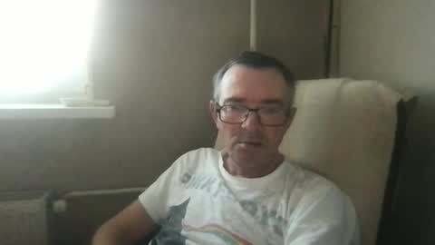 Snapshot of andreass60 chatting on October 2025 05:54:02 AM andreass60 online show from October 2025 05:54:02 AM