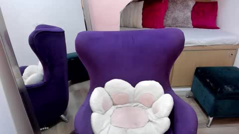 Andre Castaneda online show from November 2025 07:46:02 PM