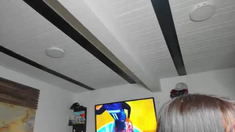 andrees_s online show from November 2025 07:03:01 PM