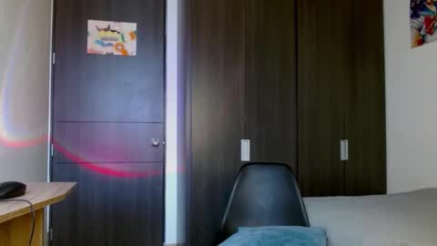 Andrew online show from October 2025 01:29:02 PM