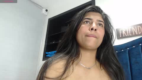 Andreina  online show from December 2024 08:11:01 PM