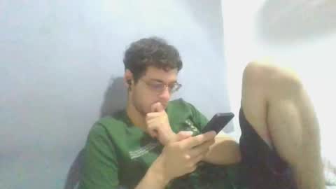 andres129494 online show from November 2025 02:44:01 AM