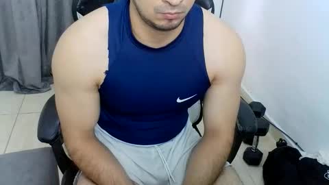 andres180950734 online show from December 2025 12:34:02 PM