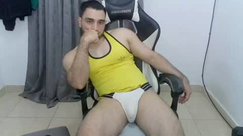 Snapshot of andres180950734 chatting on June 2026 01:14:01 AM andres180950734 online show from June 2026 01:14:01 AM