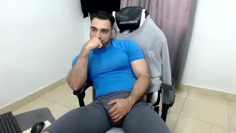 Snapshot of andres180950734 chatting on June 2026 12:22:01 PM andres180950734 online show from June 2026 12:22:01 PM