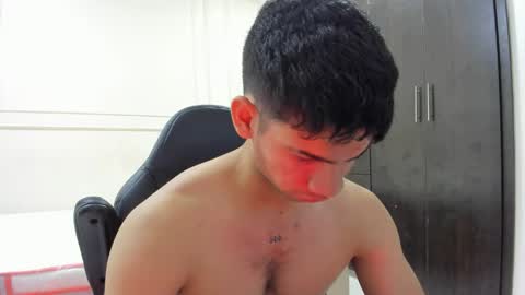 andres_stud online show from April 2026 05:58:02 AM