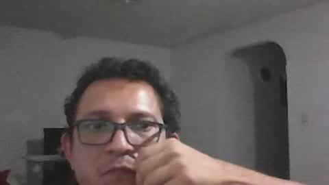andresfloga online show from June 2026 04:04:02 AM