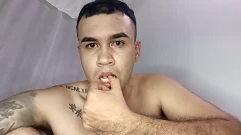 Andrs holguin online show from November 2025 11:32:01 PM