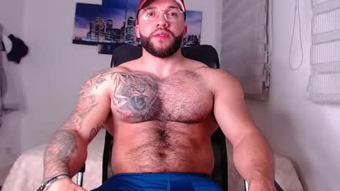 andrew_holden__ online show from September 2025 01:05:02 AM