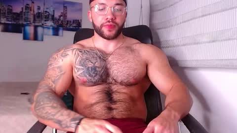 andrew_holden__ online show from October 2025 11:04:02 PM