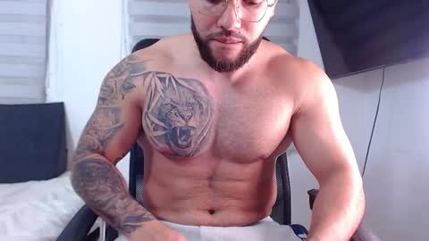 andrew_holden__ online show from January 2026 11:32:02 PM