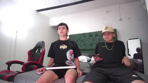 andrew restrepo online show from September 2025 10:21:02 PM