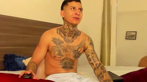 andrew_sanders69 online show from November 2025 03:53:02 AM