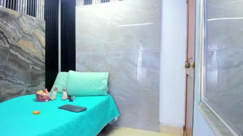 Andrew Taylor0 online show from March 2026 08:52:02 PM