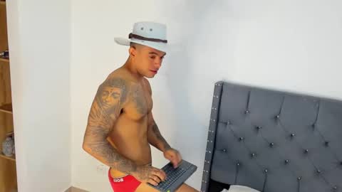 Snapshot of andrewadans02 chatting on February 2026 01:26:02 PM andrew online show from February 2026 01:26:02 PM