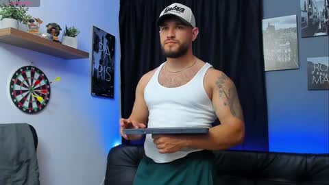 Snapshot of andrewdiaz_ chatting on January 2025 08:23:02 AM Andrew Diaz online show from January 2025 08:23:02 AM