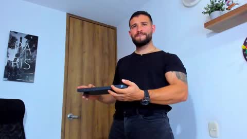 Snapshot of andrewdiaz_ chatting on October 2025 12:55:02 AM Andrew Diaz online show from October 2025 12:55:02 AM