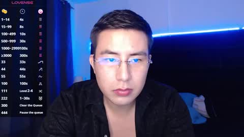 andrewmhilton_ online show from January 2025 02:48:01 AM