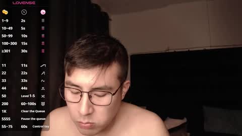 andrewmhilton_ online show from October 2025 06:35:02 AM