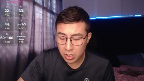 andrewmhilton_ online show from December 2025 09:00:01 PM