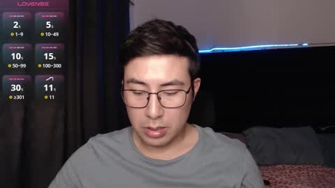 andrewmhilton_ online show from January 2026 06:39:02 AM