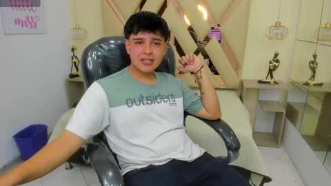 ANDREW online show from April 2026 12:19:02 PM